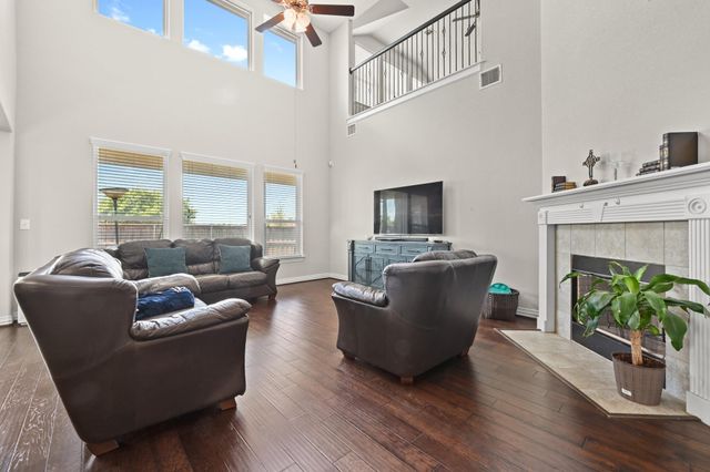 258 Tangerine DR, Buda, TX 78610