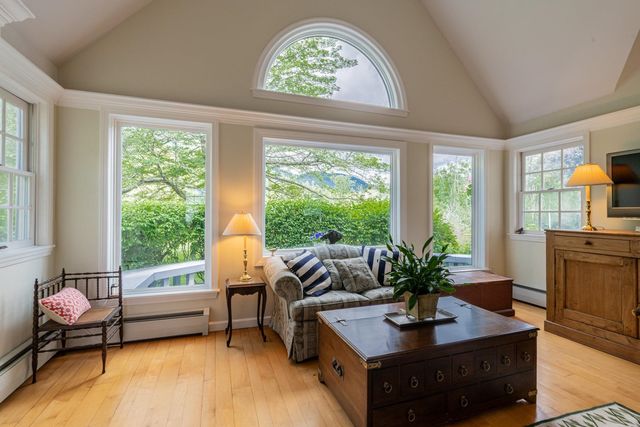 241 High Hill Road, Manchester, VT 05255