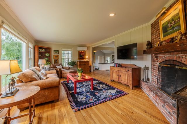 241 High Hill Road, Manchester, VT 05255