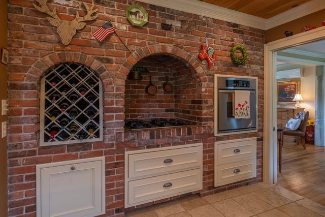 241 High Hill Road, Manchester, VT 05255