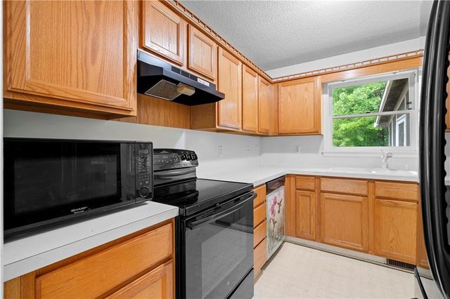 2000 Emerald Drive, Cumming, GA 30040