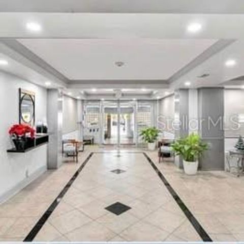 33 S GULFSTREAM AVENUE 409, Sarasota, FL 34236