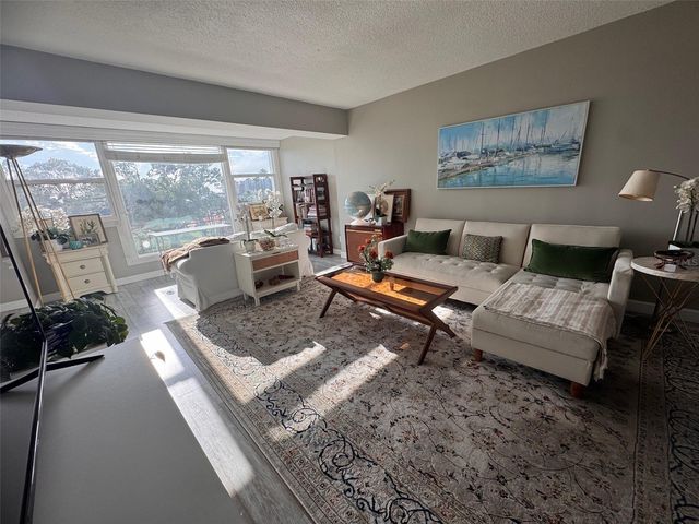 33 S GULFSTREAM AVENUE 409, Sarasota, FL 34236