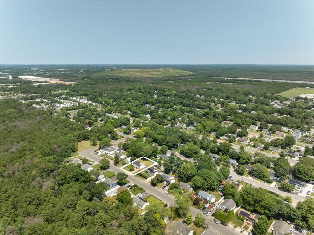 743 Hoffman Avenue, Bellport, NY 11713