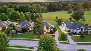 1029 Watkins Creek Dr, Franklin, TN 37067
