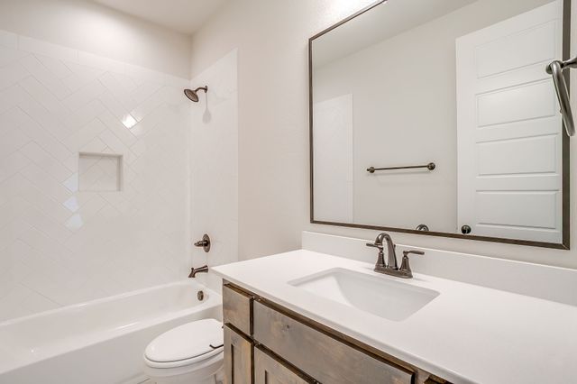 410 Olson Road, Waxahachie, TX 75167