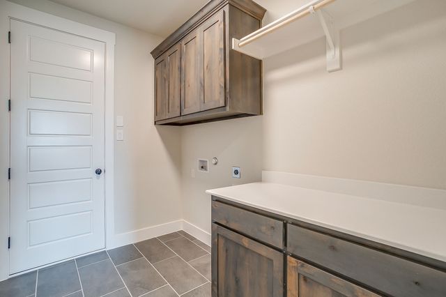 410 Olson Road, Waxahachie, TX 75167