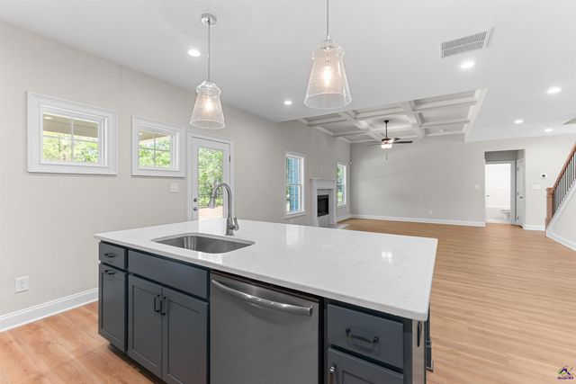 322 Air View Drive, Warner Robins, GA 31093