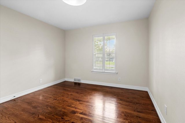 10918 Wonderland Trail, Dallas, TX 75229
