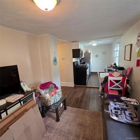 11 Franklin Avenue 1, Pearl River, NY 10965