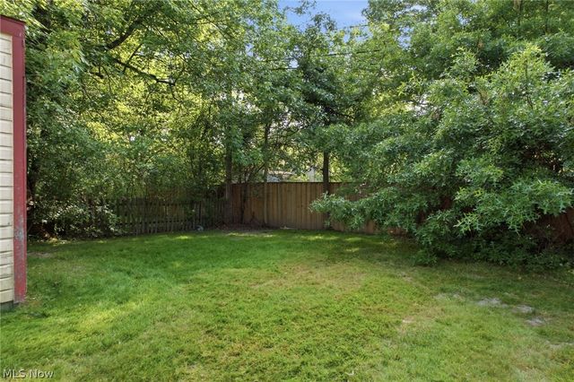 2612 Canterbury Road, Cleveland Heights, OH 44118
