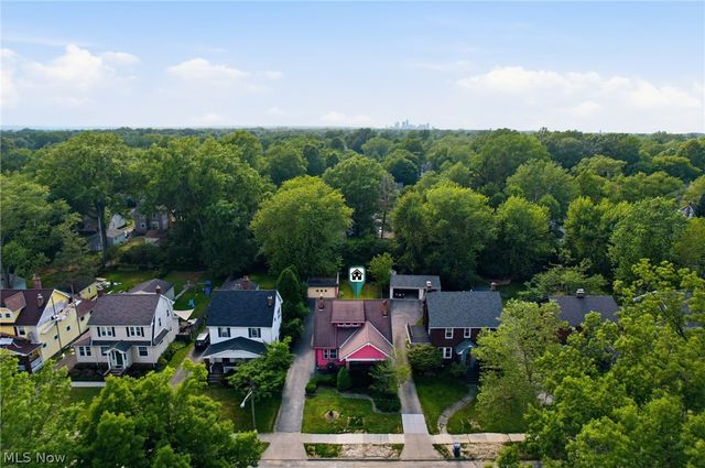 2612 Canterbury Road, Cleveland Heights, OH 44118