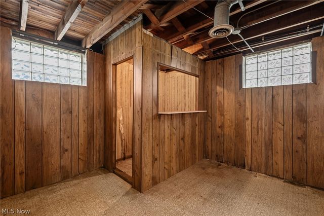 2612 Canterbury Road, Cleveland Heights, OH 44118