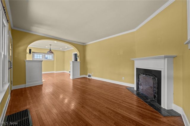 2612 Canterbury Road, Cleveland Heights, OH 44118