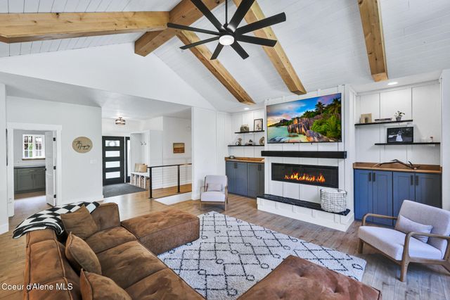 6079 E Hayden Lake Rd, Hayden, ID 83835