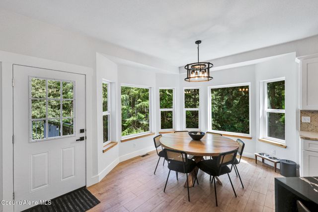 6079 E Hayden Lake Rd, Hayden, ID 83835