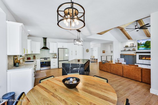 6079 E Hayden Lake Rd, Hayden, ID 83835