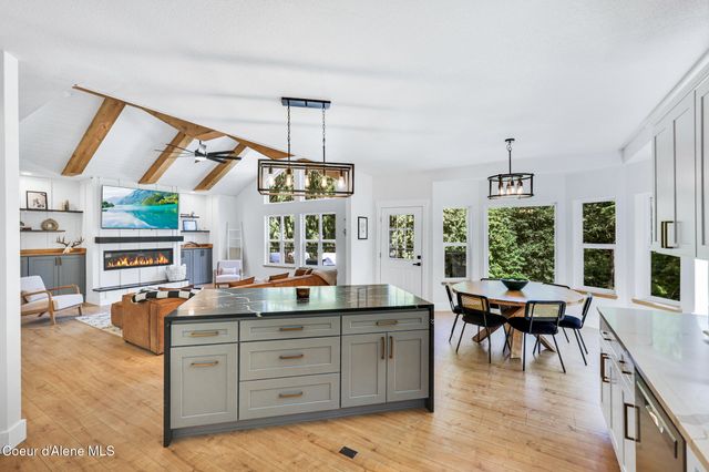 6079 E Hayden Lake Rd, Hayden, ID 83835