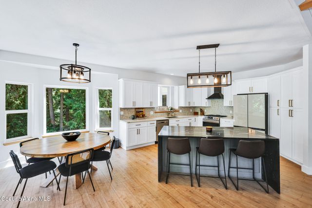 6079 E Hayden Lake Rd, Hayden, ID 83835