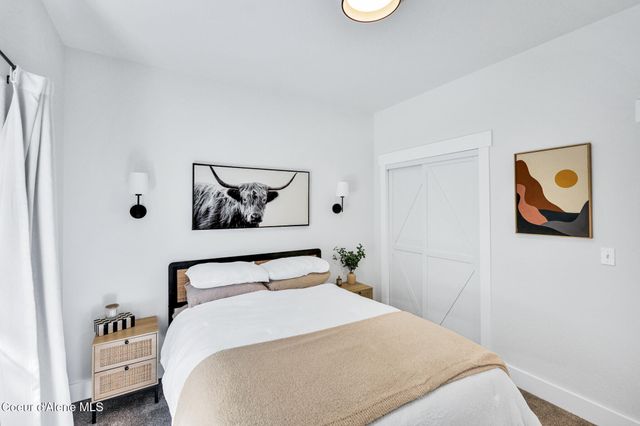 6079 E Hayden Lake Rd, Hayden, ID 83835