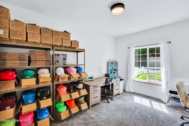 6079 E Hayden Lake Rd, Hayden, ID 83835