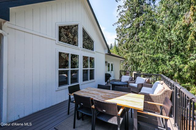 6079 E Hayden Lake Rd, Hayden, ID 83835