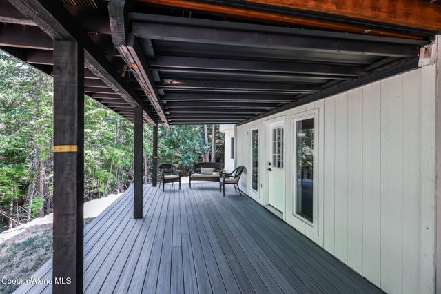 6079 E Hayden Lake Rd, Hayden, ID 83835