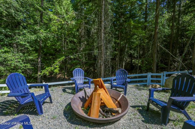 6079 E Hayden Lake Rd, Hayden, ID 83835