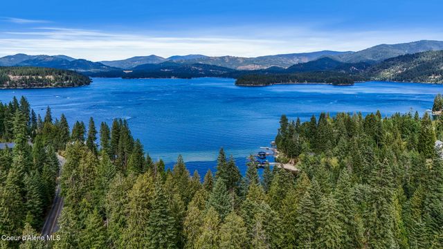 6079 E Hayden Lake Rd, Hayden, ID 83835
