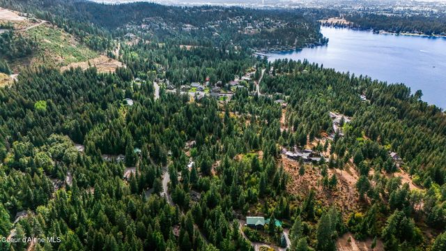 6079 E Hayden Lake Rd, Hayden, ID 83835