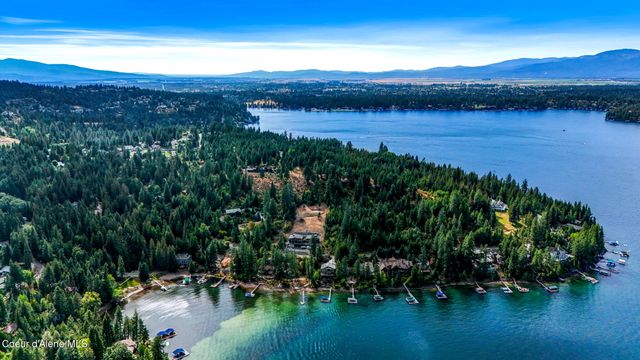 6079 E Hayden Lake Rd, Hayden, ID 83835