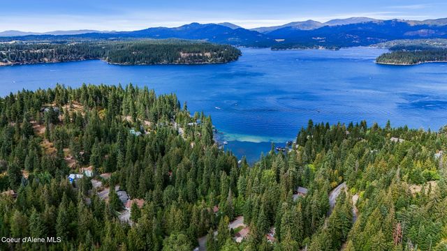 6079 E Hayden Lake Rd, Hayden, ID 83835