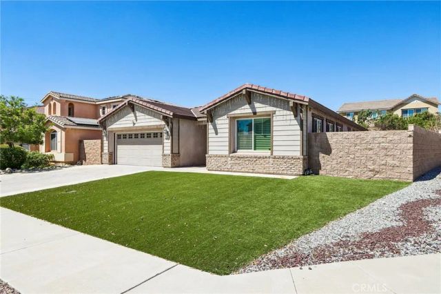16162 St Antony, Fontana, CA 92336