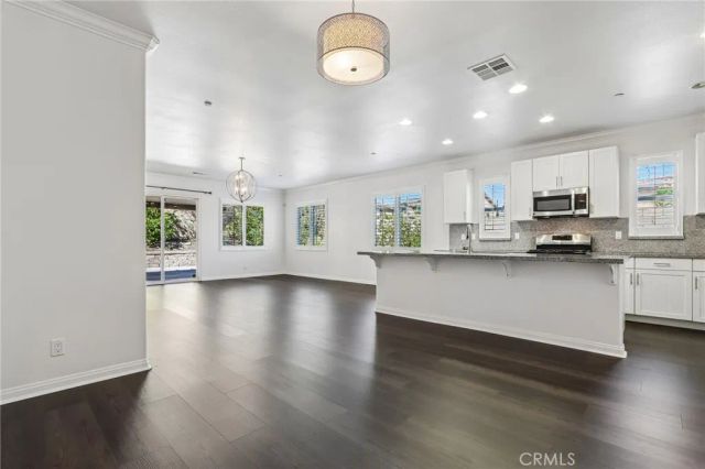 16162 St Antony, Fontana, CA 92336