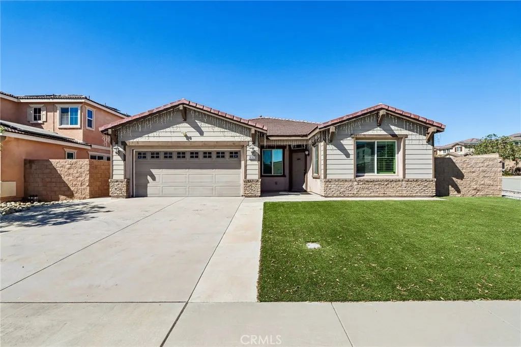 16162 St Antony, Fontana, CA 92336