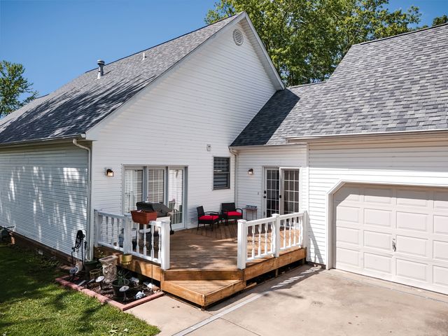 819 E No Name Road, Carbondale, IL 62902
