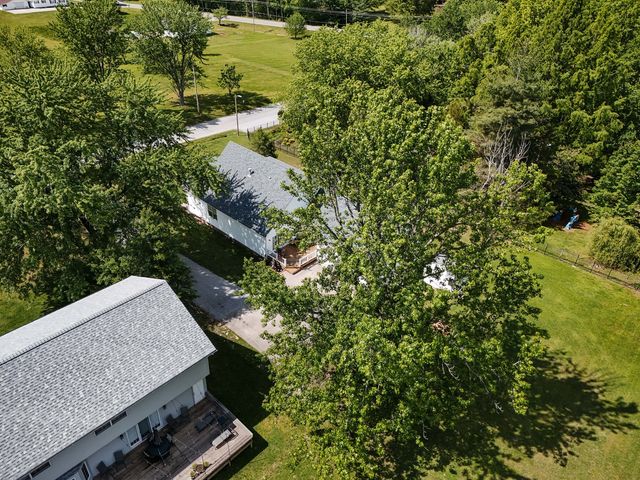 819 E No Name Road, Carbondale, IL 62902