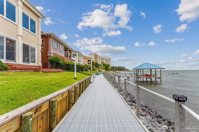 1606 Waters Edge, Pensacola, FL 32507
