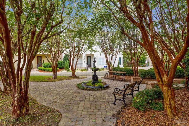 1606 Waters Edge, Pensacola, FL 32507