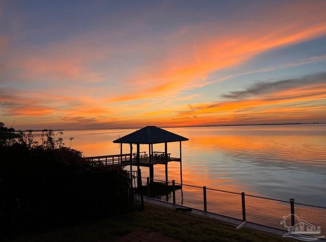 1606 Waters Edge, Pensacola, FL 32507