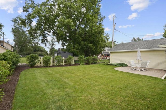 1121 Jean STREET, Union Grove, WI 53182