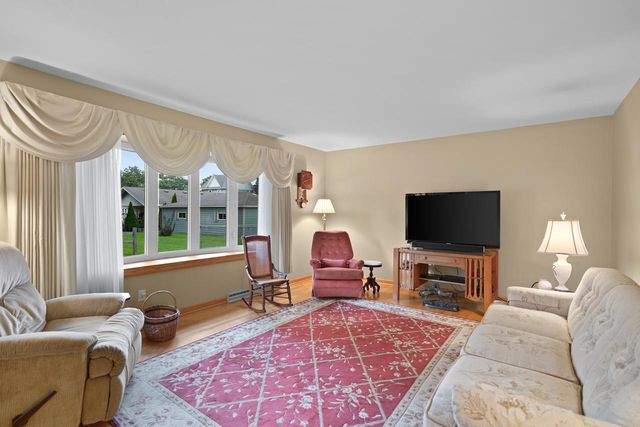 1121 Jean STREET, Union Grove, WI 53182