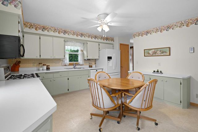 1121 Jean STREET, Union Grove, WI 53182