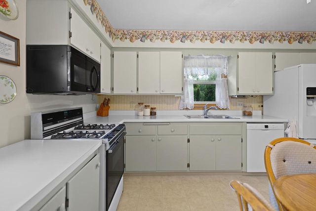 1121 Jean STREET, Union Grove, WI 53182