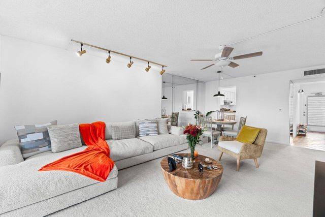 14623 Bonaire Boulevard 405, Delray Beach, FL 33446