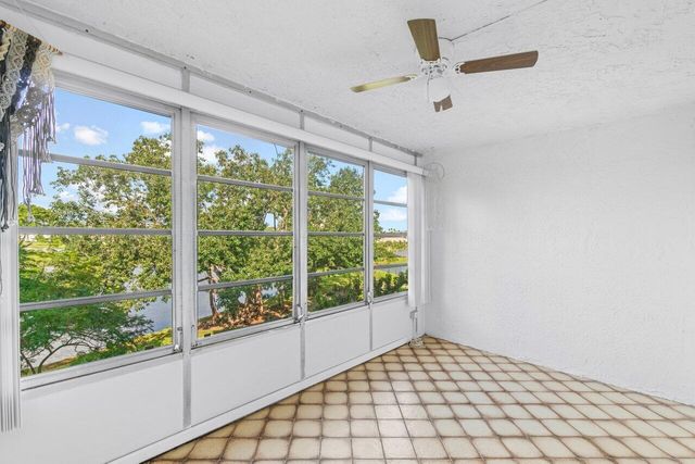 14623 Bonaire Boulevard 405, Delray Beach, FL 33446