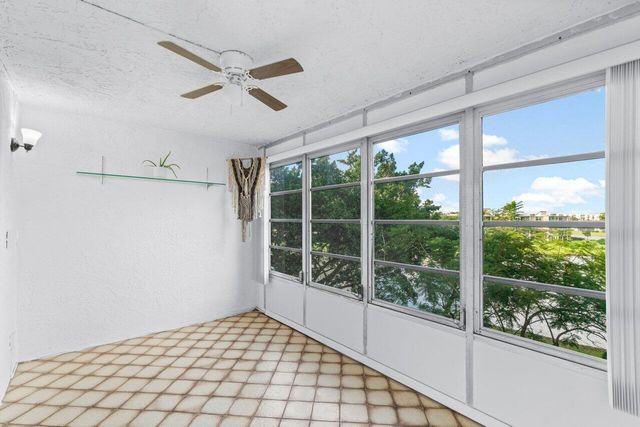 14623 Bonaire Boulevard 405, Delray Beach, FL 33446