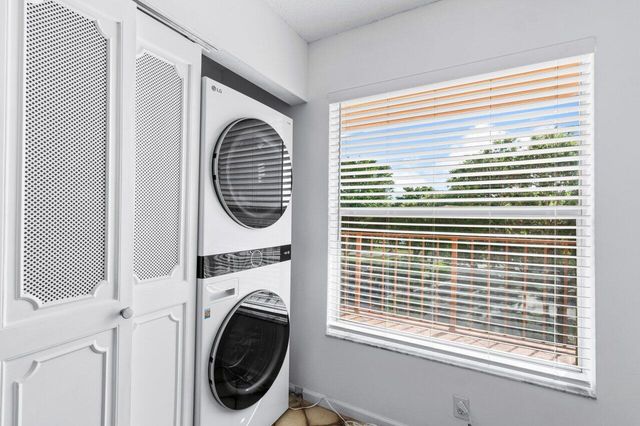 14623 Bonaire Boulevard 405, Delray Beach, FL 33446