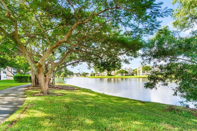 14623 Bonaire Boulevard 405, Delray Beach, FL 33446