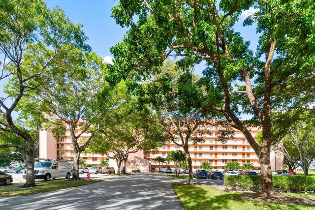 14623 Bonaire Boulevard 405, Delray Beach, FL 33446